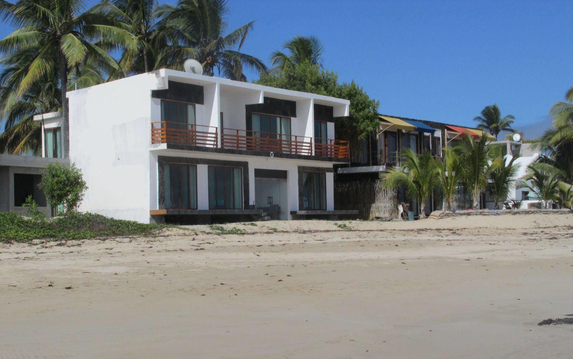 Bed and Breakfast Cormorant Beach House Puerto Villamil Exterior foto